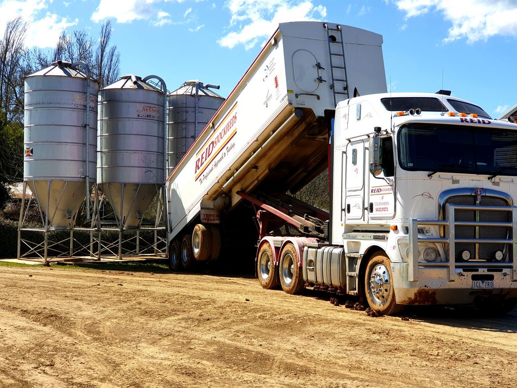 Reids Stockfeed delivery